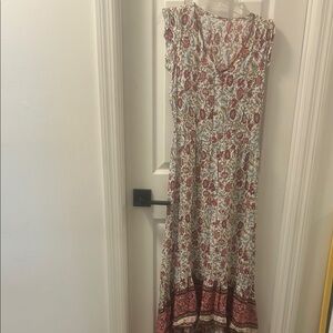 Floral Sleeveless Maxi Dress